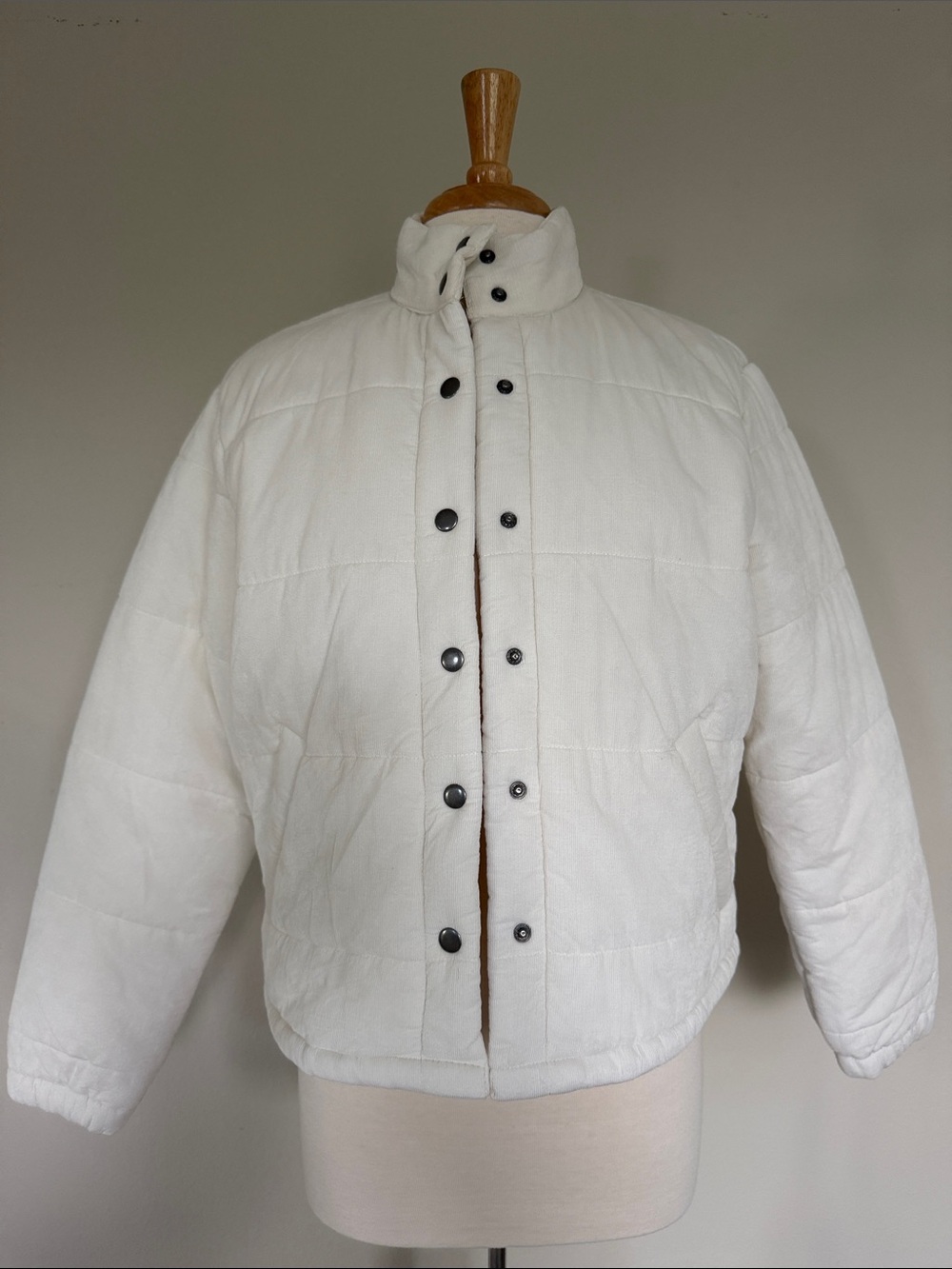 Able Charla White Quilted Snap-Front Puffer Jacket / S